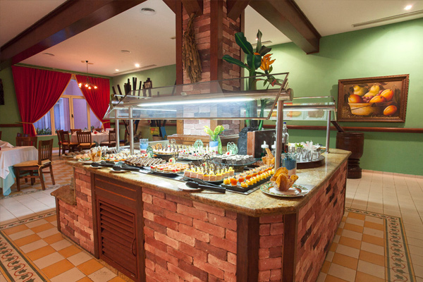 Restaurant - Hotel Majestic Colonial Punta Cana